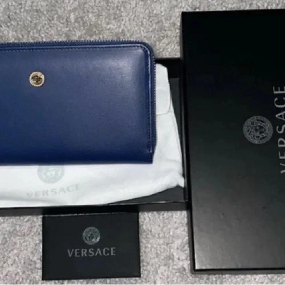 NEW Versace La Medusa Navy Leather Zip Around Long Wallet